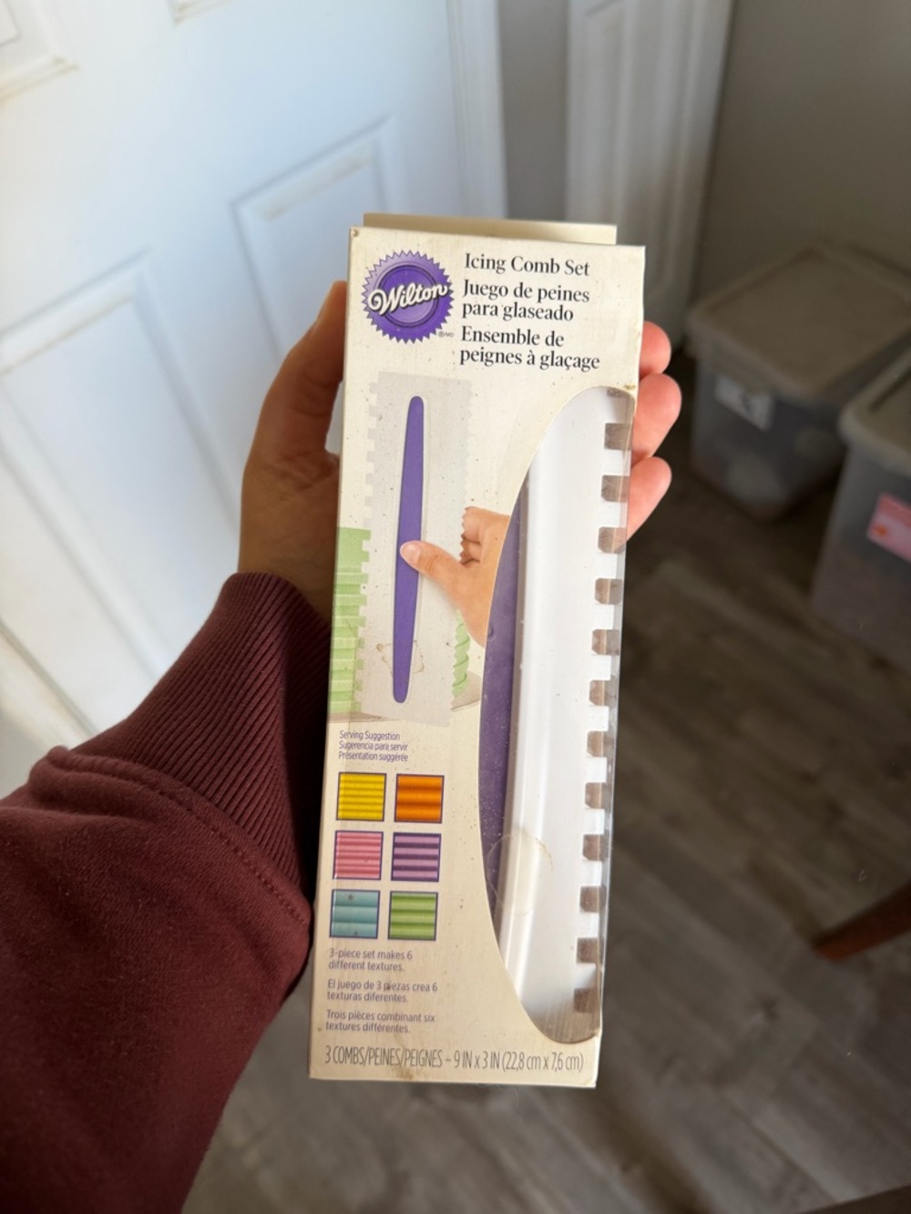 Wilton Purple and White Icing Comb Set
